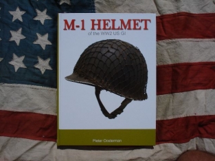 PU.978-90-812367-1-3  M-1 HELMET of the WW2 US GI